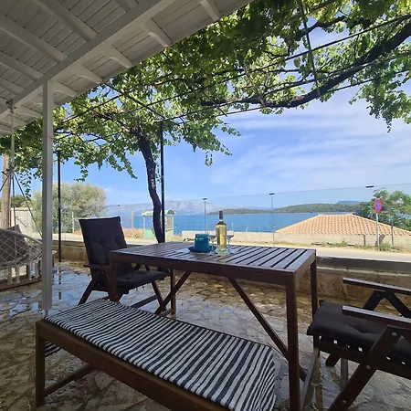 Elia Perigiali Lefkada Villa Nidrí